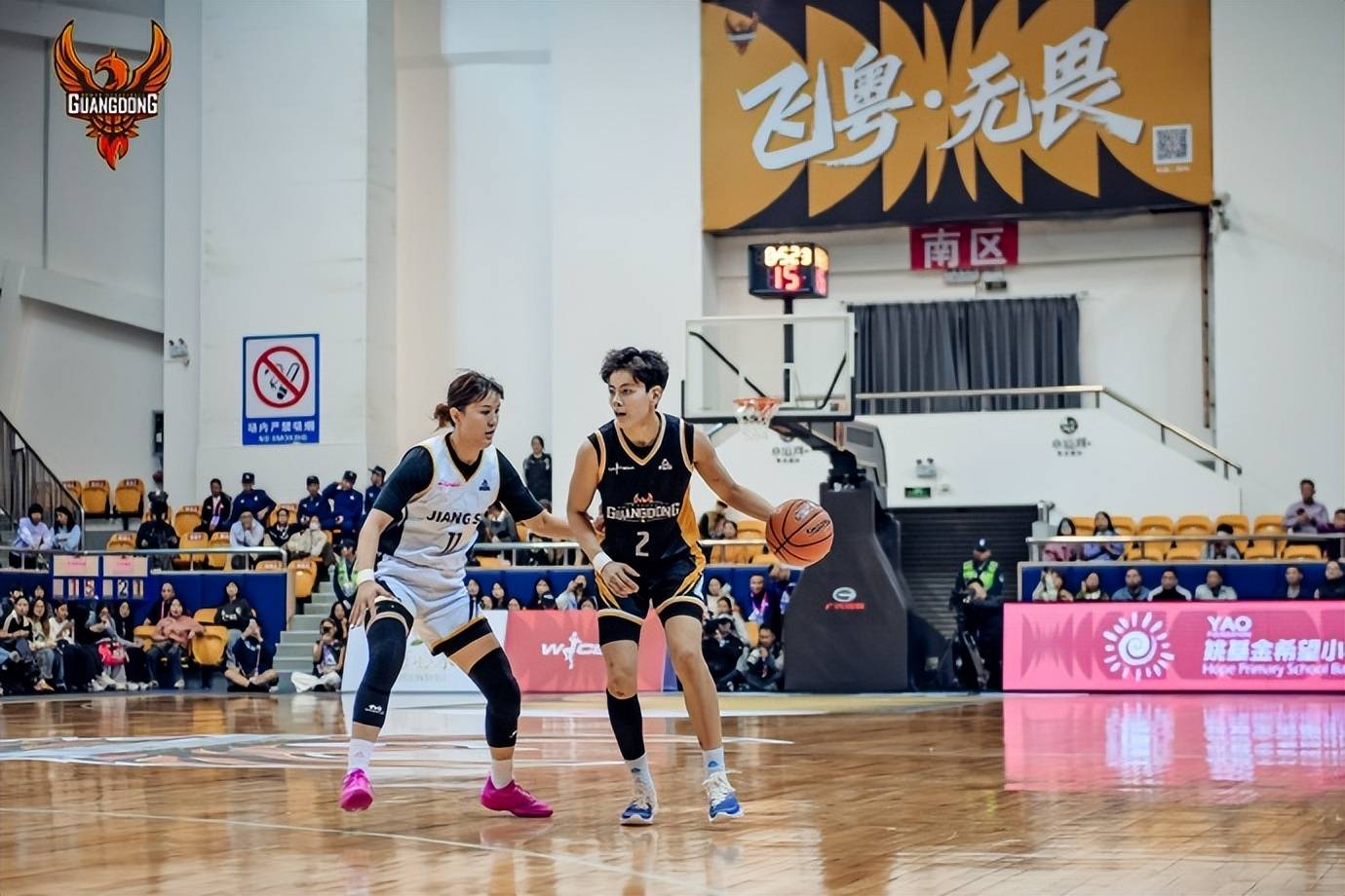 广东女篮豪取九连胜,稳坐榜首的简单介绍 广东女篮豪取九连胜,稳坐榜首的简单介绍