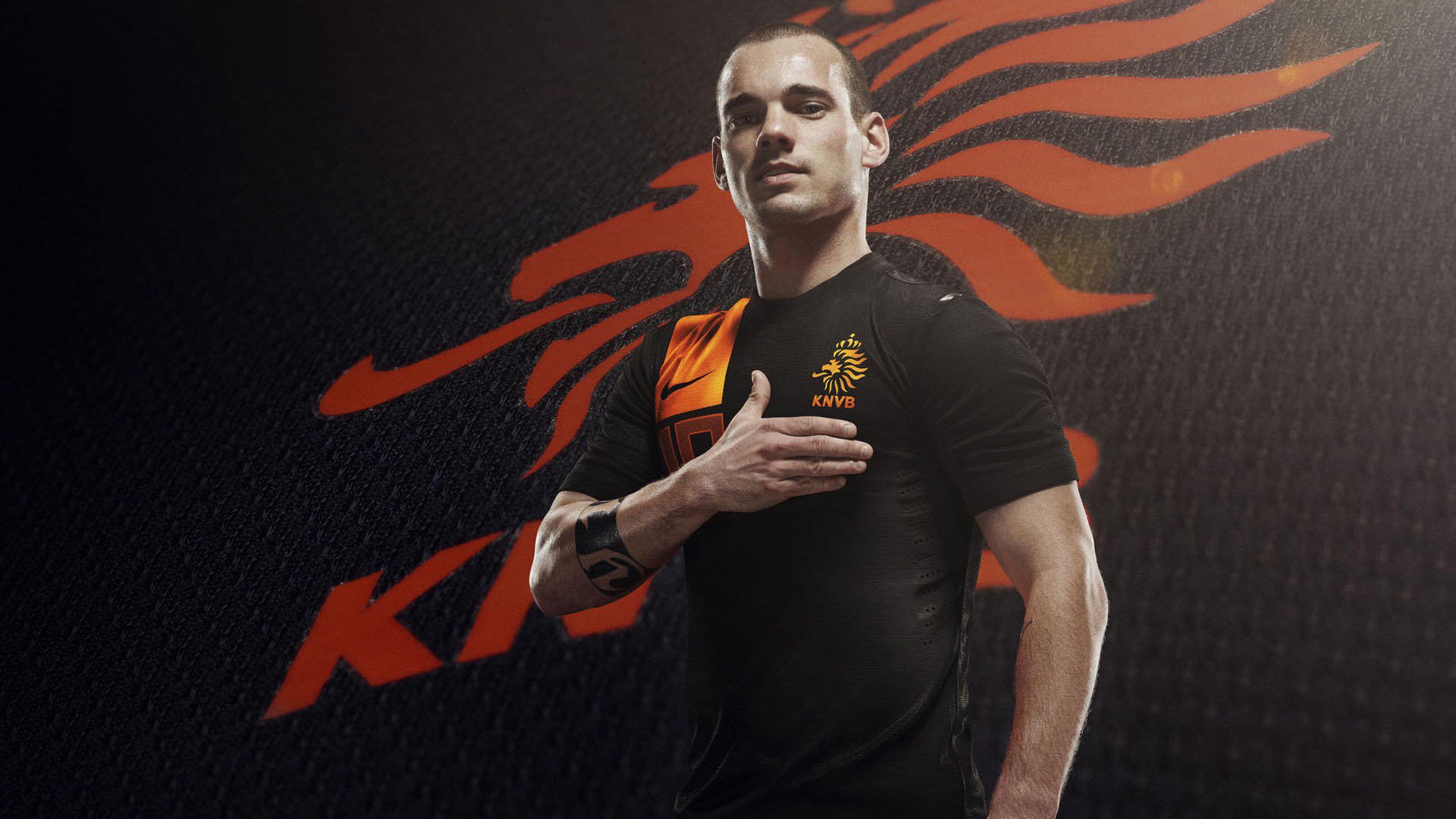 年度焦点之战之夜,戈麦斯完成里程碑,铸就传奇时刻